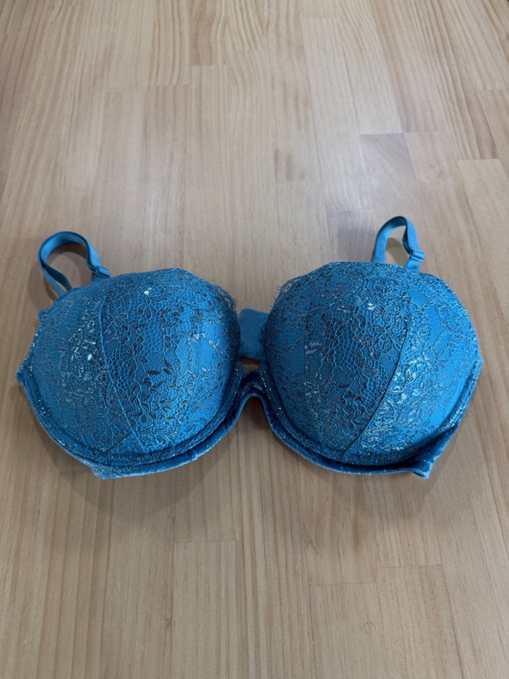 Victoria's Secret Blue Lace Push-Up Bra with Shimmer B6